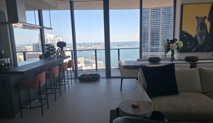 house cleaning services Miami